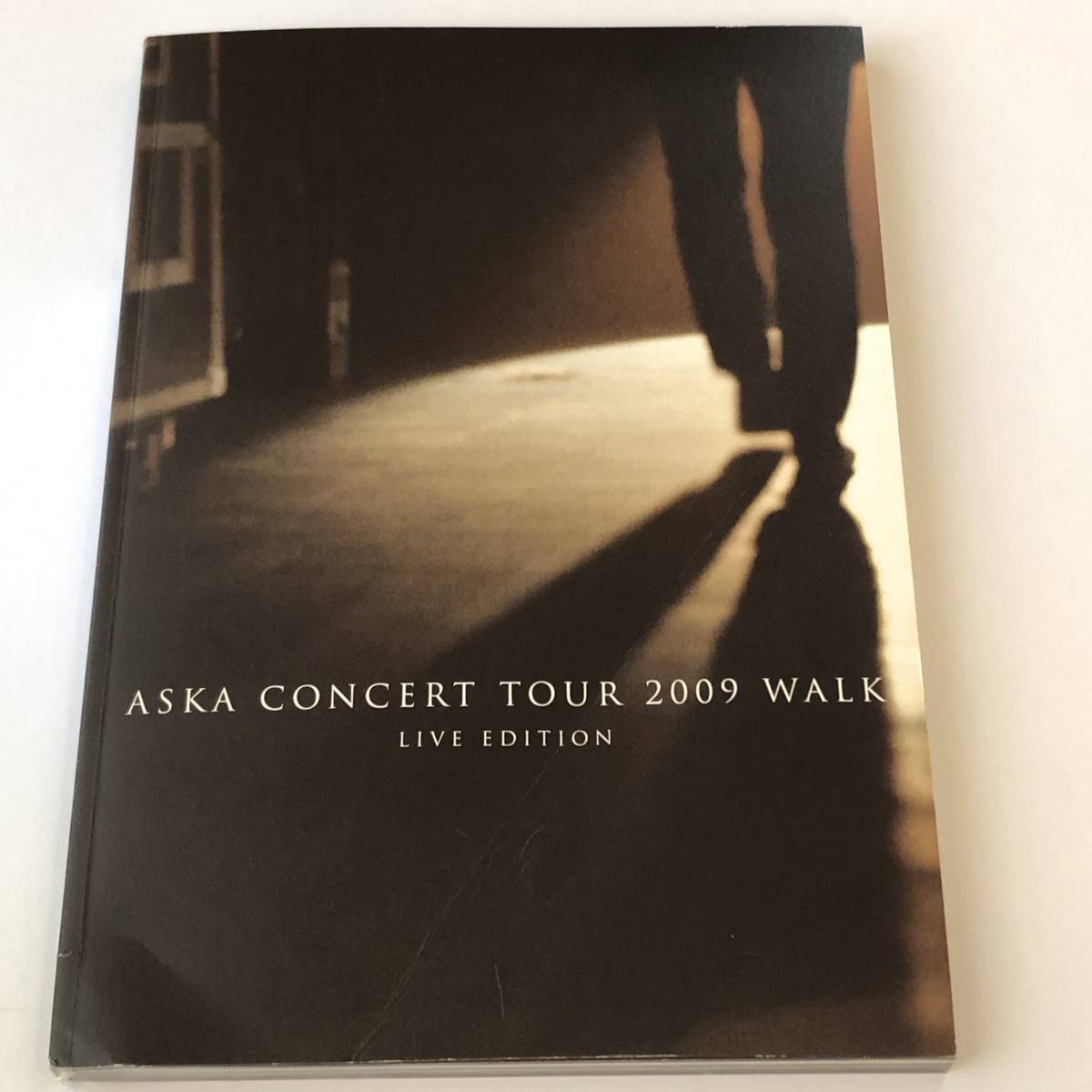 即決　ASKA CONCERT TOUR 2009 WALK LIVE EDITION パンフ_画像1