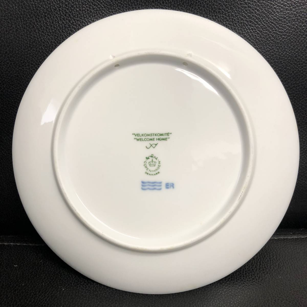 《ブランド》 ロイヤルコペンハーゲン 「イヤープレート：1998年」 円直径：約18.3cm ROYAL COPENHAGEN コレクション 食器 皿 陶磁器 _画像3