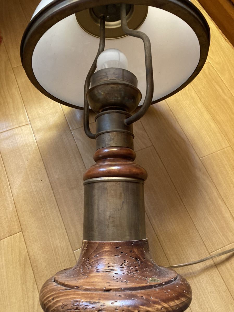 イタリー製アンティーク　電気　ランプ　　レトロ アンティーク
