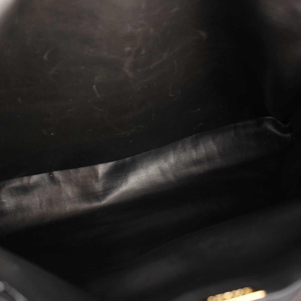 BALLY QUILTING LEATHER CHAIN SHOULDER BAG MADE IN ITALY/バリー
