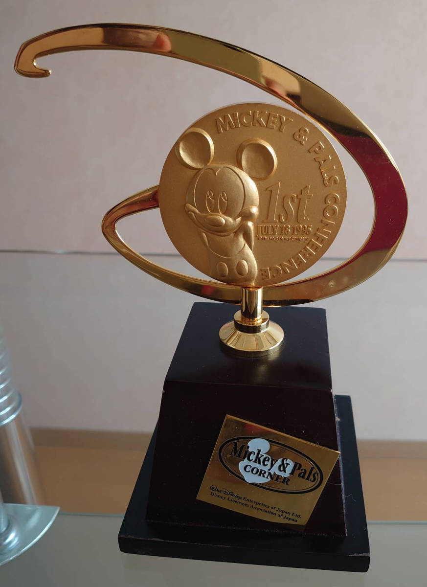 ディズニー トロフィー フェスティバル 記念 激レア品 ミッキー Yahoo!オークション - ミッキー トロフィー ディズニー MICKEY
