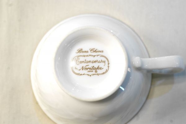 ○美品 ノリタケ Noritake 金彩 カップ&ソーサー D2050_画像4