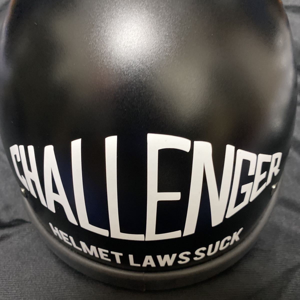 [ новый товар M]CHALLENGER LAWS HELMET Challenger ад met black бесплатная доставка 