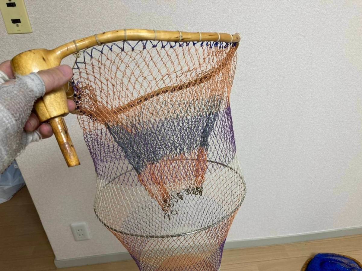 レア 大量 ヘラブナ 万力 竿 網 釣り道具 竿受け 玉網 2/3 レア 大量 ヘラブナ 万力 竿 網 釣り道具 竿受け 玉網 2/3