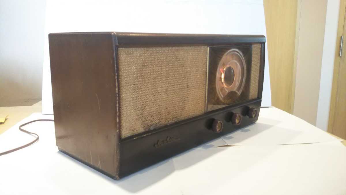 コロムビアcolombia、真空管ラジオ、型式不明、1950年代？、希少、作動 