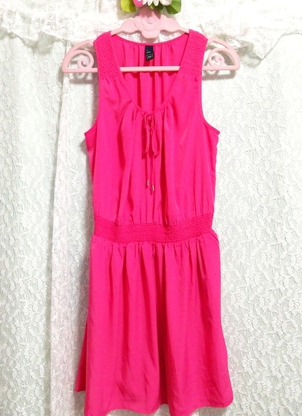 蛍光ピンクシフォン ノースリーブ ネグリジェ ハーフワンピース Fluorescent pink chiffon sleeveless negligee half dress_画像3