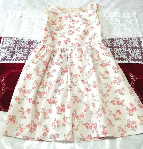 白ピンク花柄ノースリーブ ネグリジェ ナイトウェア ミニワンピース White pink floral sleeveless negligee nightwear mini dress_画像1