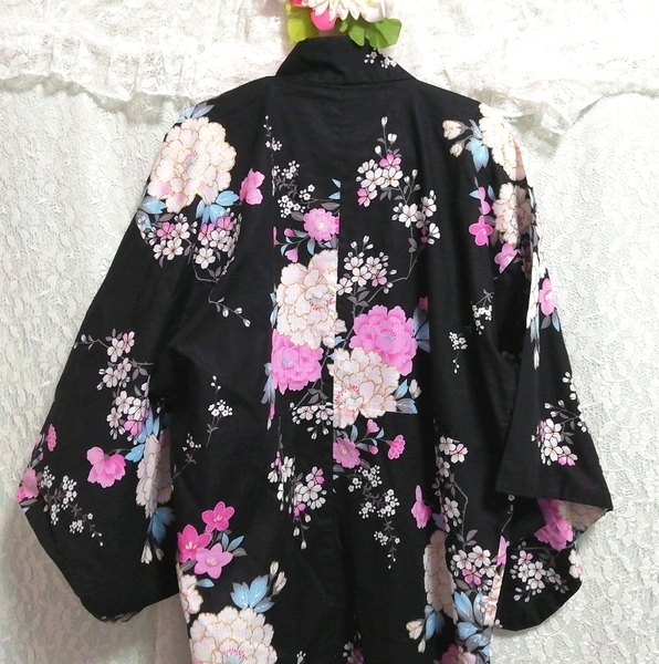 黒白ピンク花柄浴衣和服着物日本ドレス Black white pink floral pattern yukata kimono japan dress