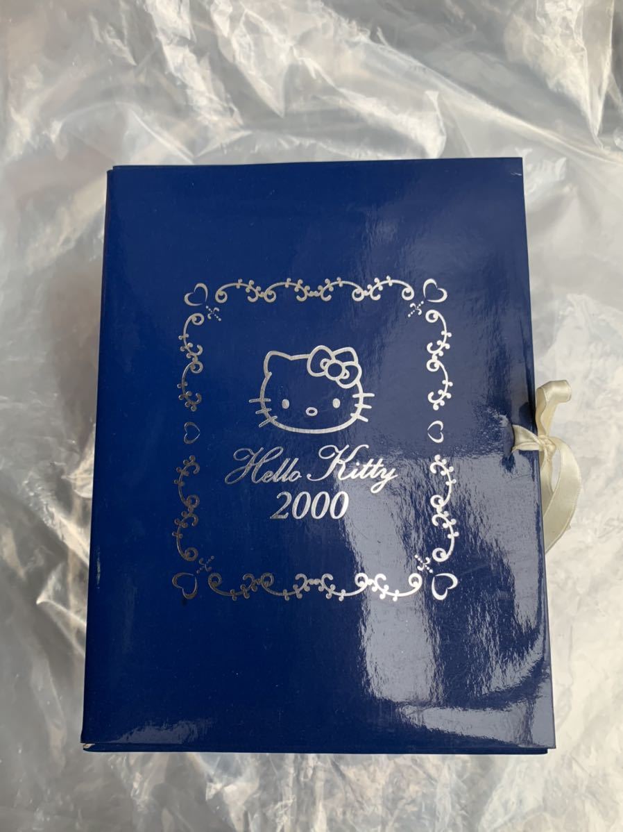 2000年キティベルベットドレスモヘアぬいぐるみペンダント 2000年キティベルベットドレスモヘアぬいぐるみペンダント