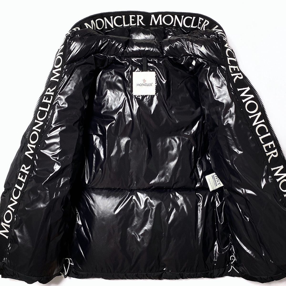新品 未使用 MONCLER モンクレール モンクラ MONTCLA ダウン 新品 未使用 MONCLER モンクレール モンクラ MONTCLA ダウン