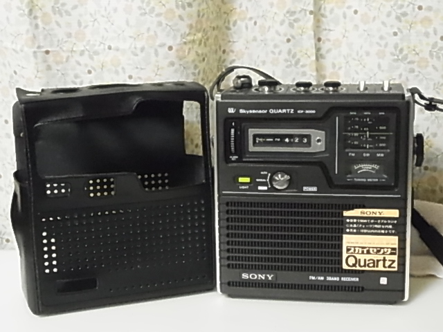Yahoo!オークション - SONY【ICF-3000】 クオーツ時計内蔵 分解 Yahoo!オークション - SONY【ICF-3000】 クオーツ時計内蔵 分解