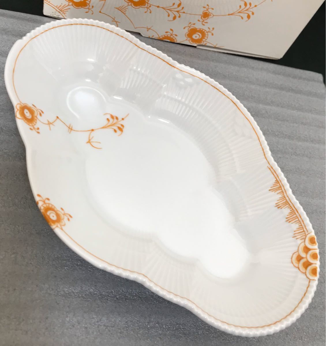 ロイヤルコペンハーゲン カラーエレメンツ オーバルディッシュ23cm 箱