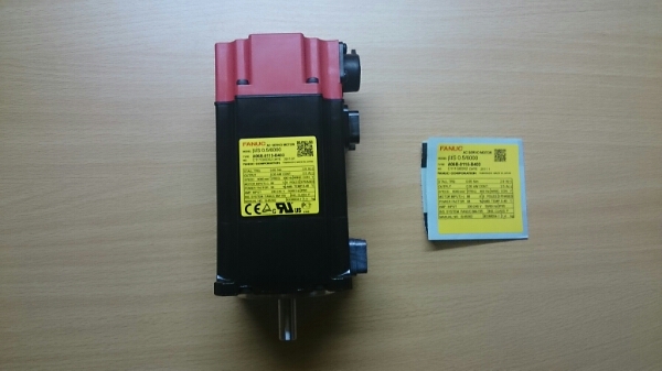 T28 FANUC A06B-0115-B403 ACサーボ 0,35KW 未使用保管品_画像1