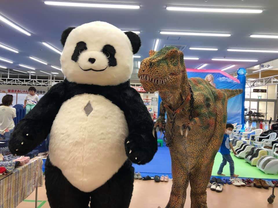 Panda & Tyrannosaurus Collaboration Show