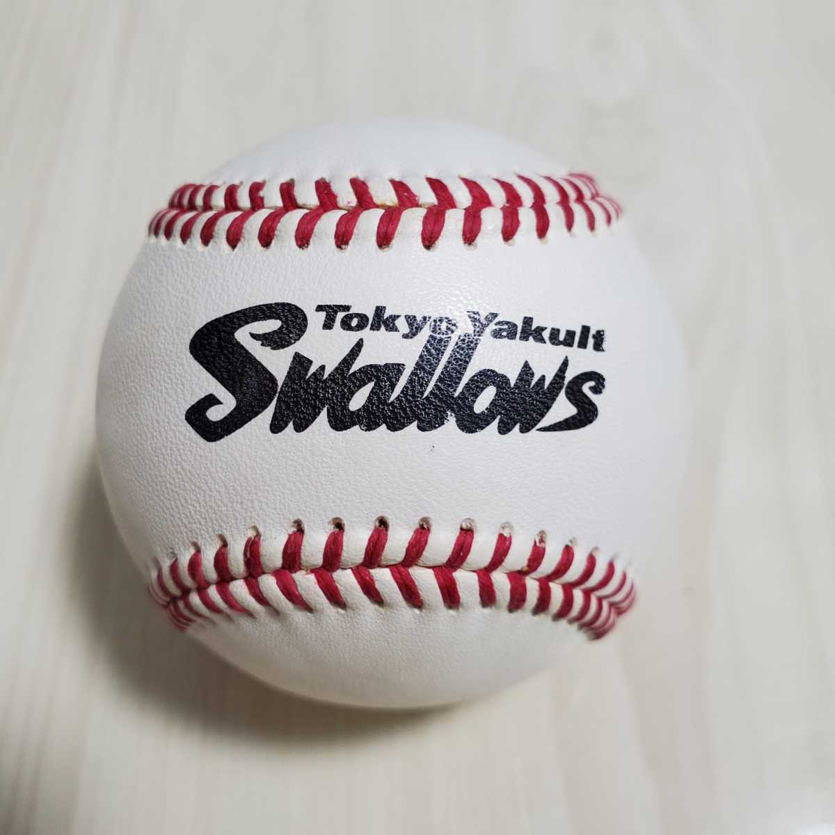 ヤフオク!   ヤクルトスワローズ 公式練習球 野球ボール 日本プロ野球