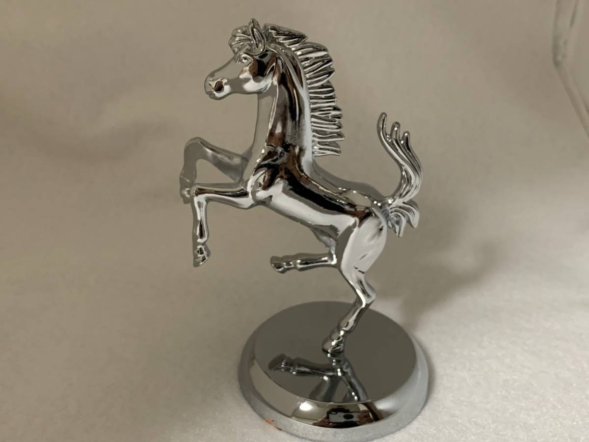 フェラーリ エンブレム マスコット 跳ね馬 置物 新品
