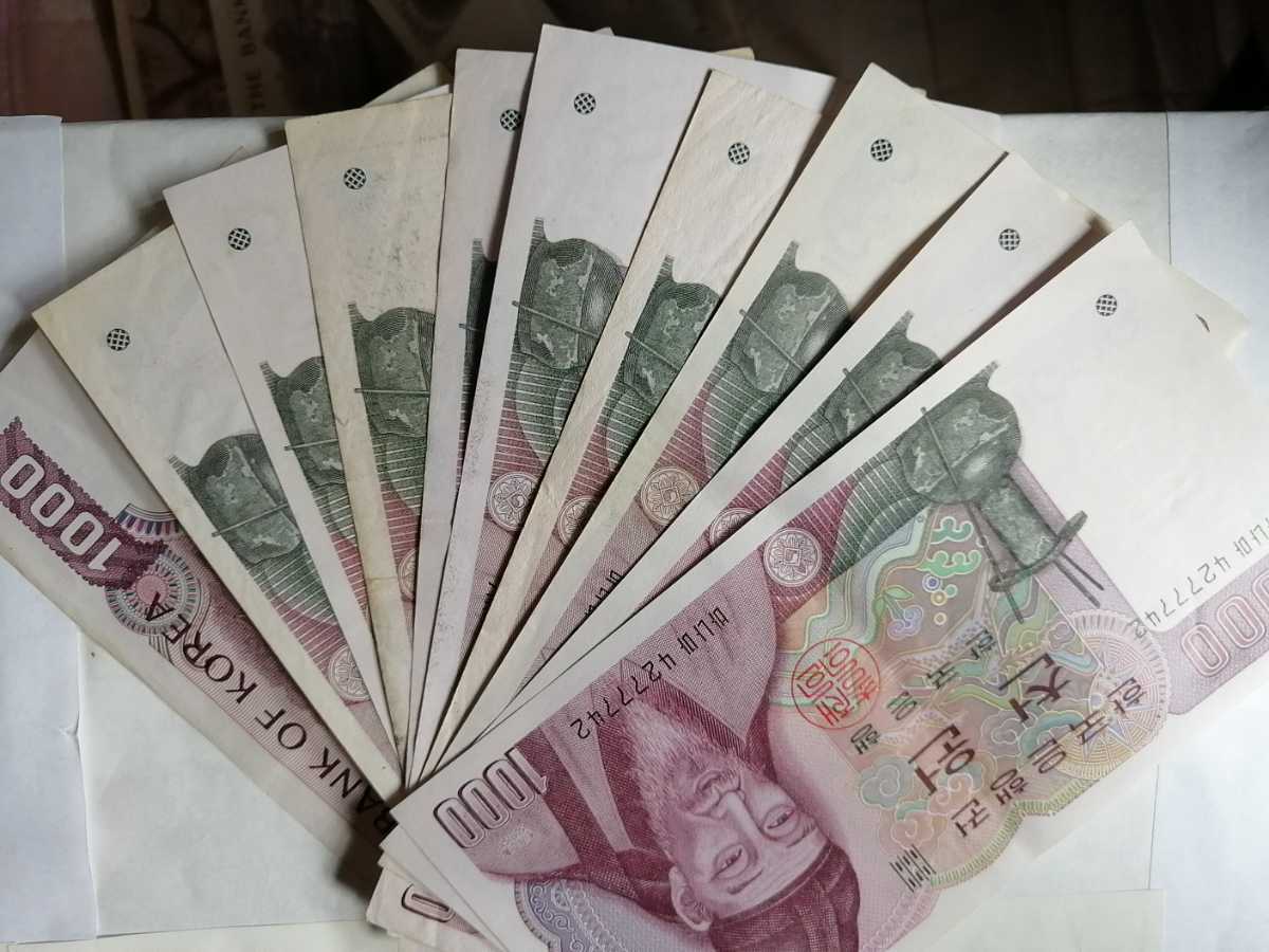 韓国旧紙幣千ウォン札100枚 世界