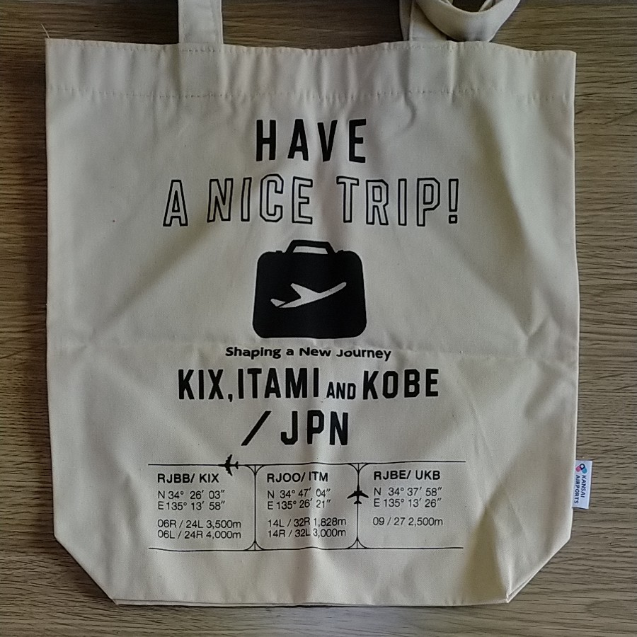 非売品 関空 伊丹空港 神戸空港3社のロゴ入りエコバック トートバッグ エコバッグ キャンバストートバッグ|PayPayフリマ 関西伊丹空港 神戸空港
