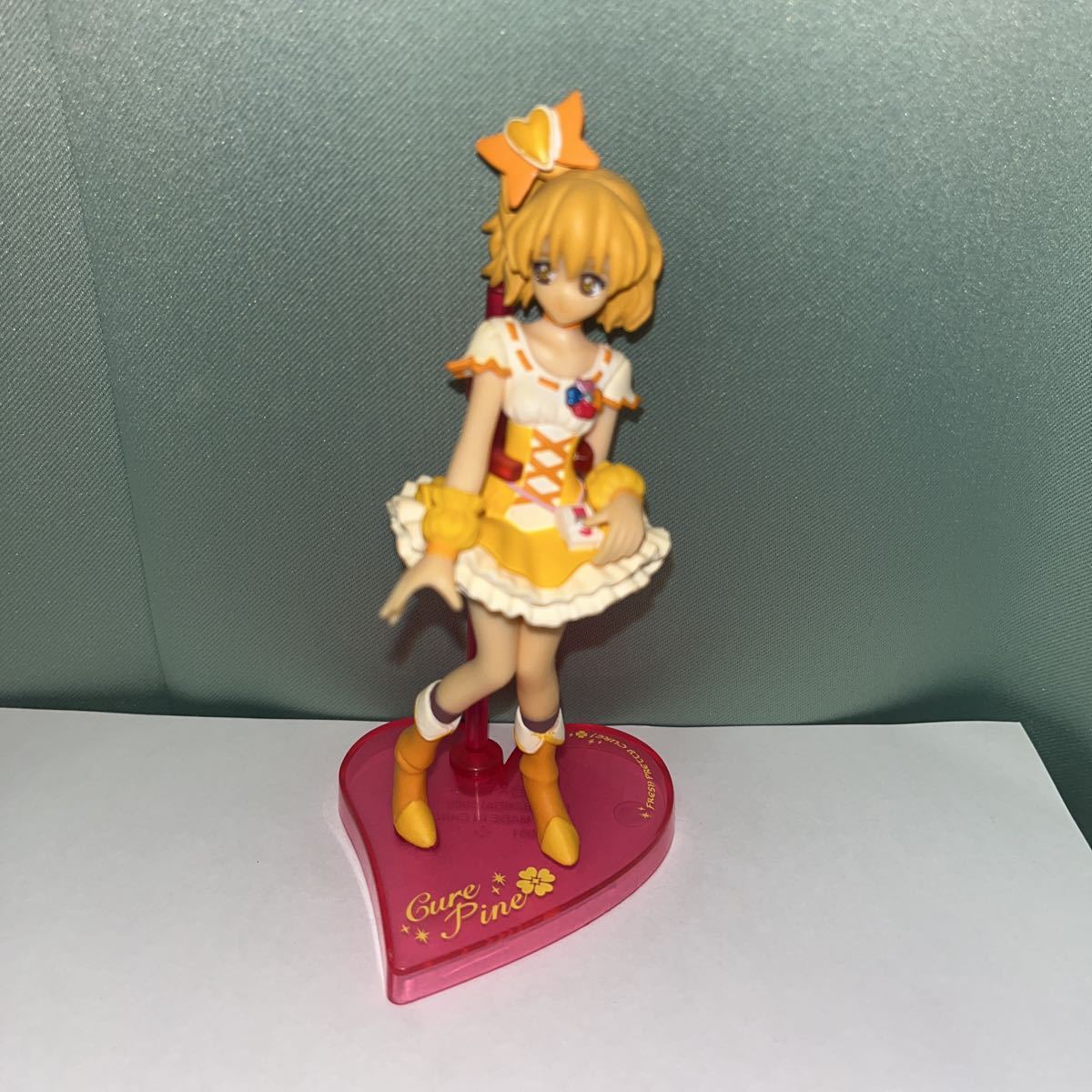 超希少! キュアパイン フレッシュプリキュア キューティーフィギュア