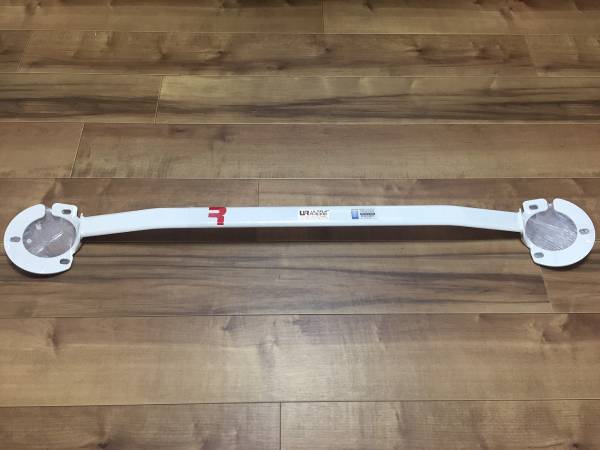 Ultraracing front tower bar Benz w221 S500 S550 S400 S350