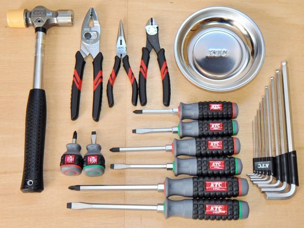 ☆KTC 工具 5種類 ハンマー・トレイ・握り物・ドライバー・六角 ☆KTC 工具 5種類 ハンマー・トレイ・握り物・ドライバー・六角