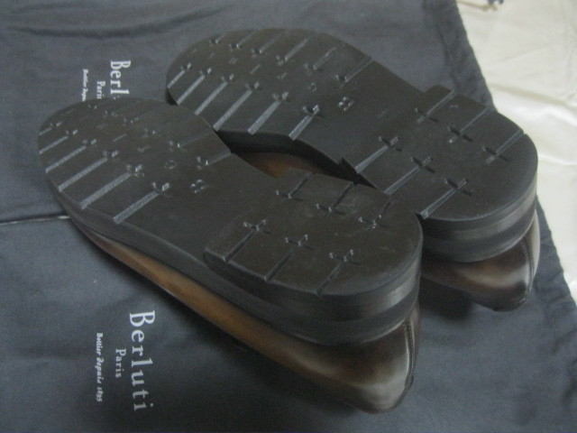 Berluti ベルルッティ　革靴　サイズ39(日本２５ｃｍ）　イタリー製　試着のみです。即決です。_画像5