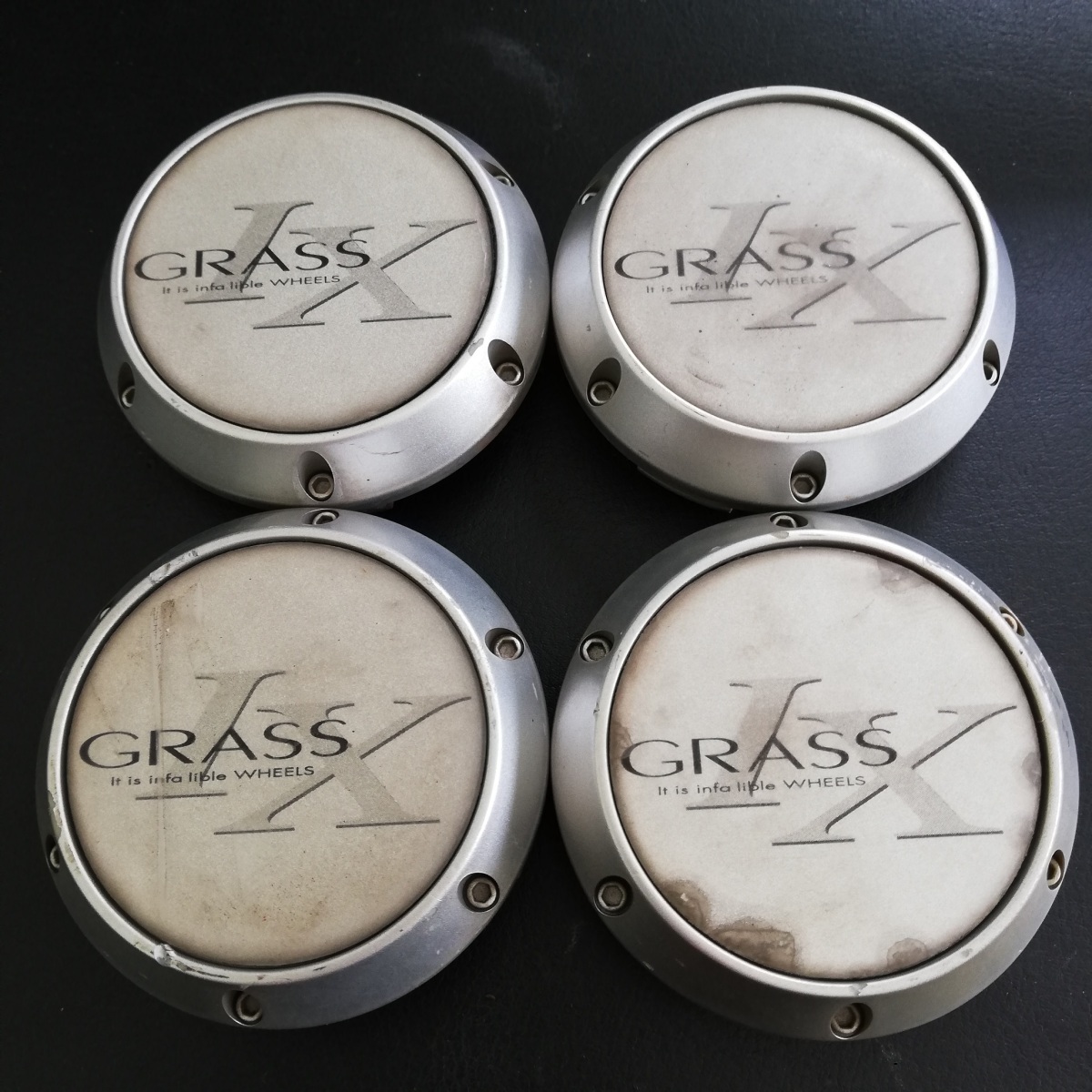 ■全国送料無料■ GRASS IX 社外品 ホイールキャップ 4ケ 直径63ｍｍ_画像1