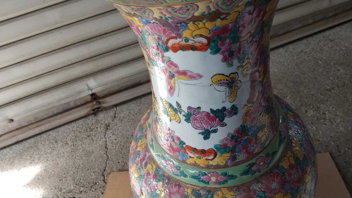 おトク情報がいっぱい! 時代美品豆紅釉花瓶 美人酔在铭景徳鎮製時代物