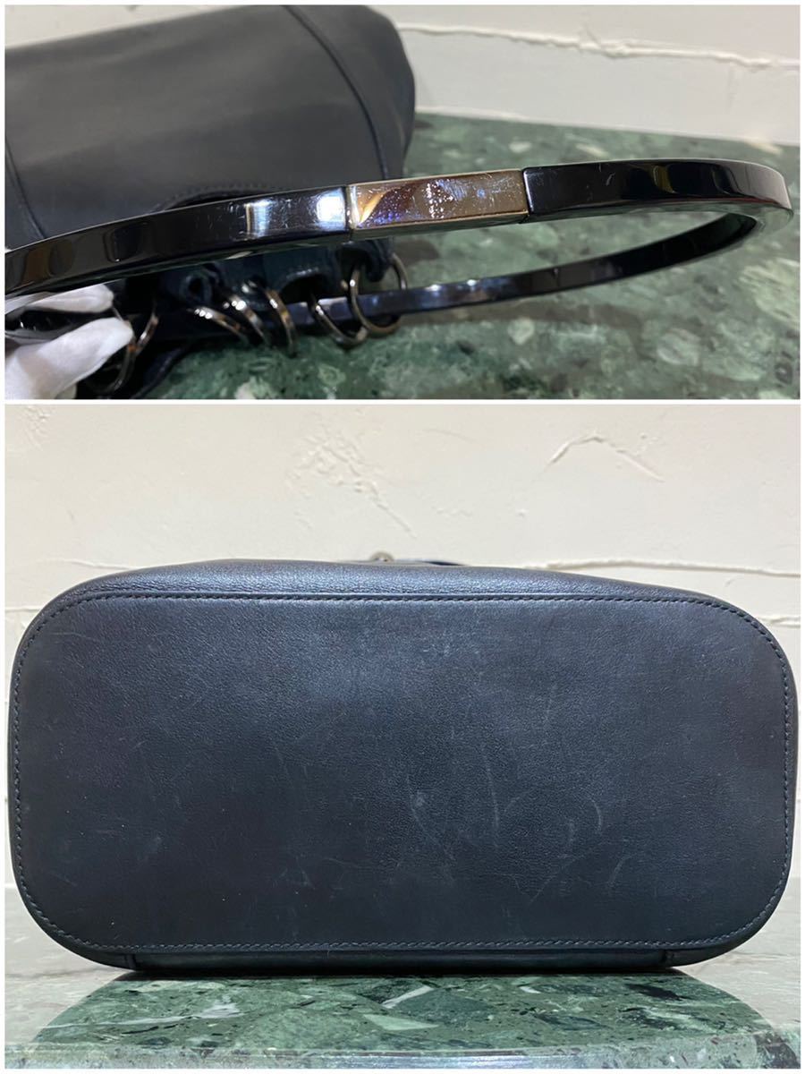 希少デザイン GUCCI ハンドバッグ プラスチックハンドル バケツ 希少デザイン GUCCI ハンドバッグ プラスチックハンドル バケツ