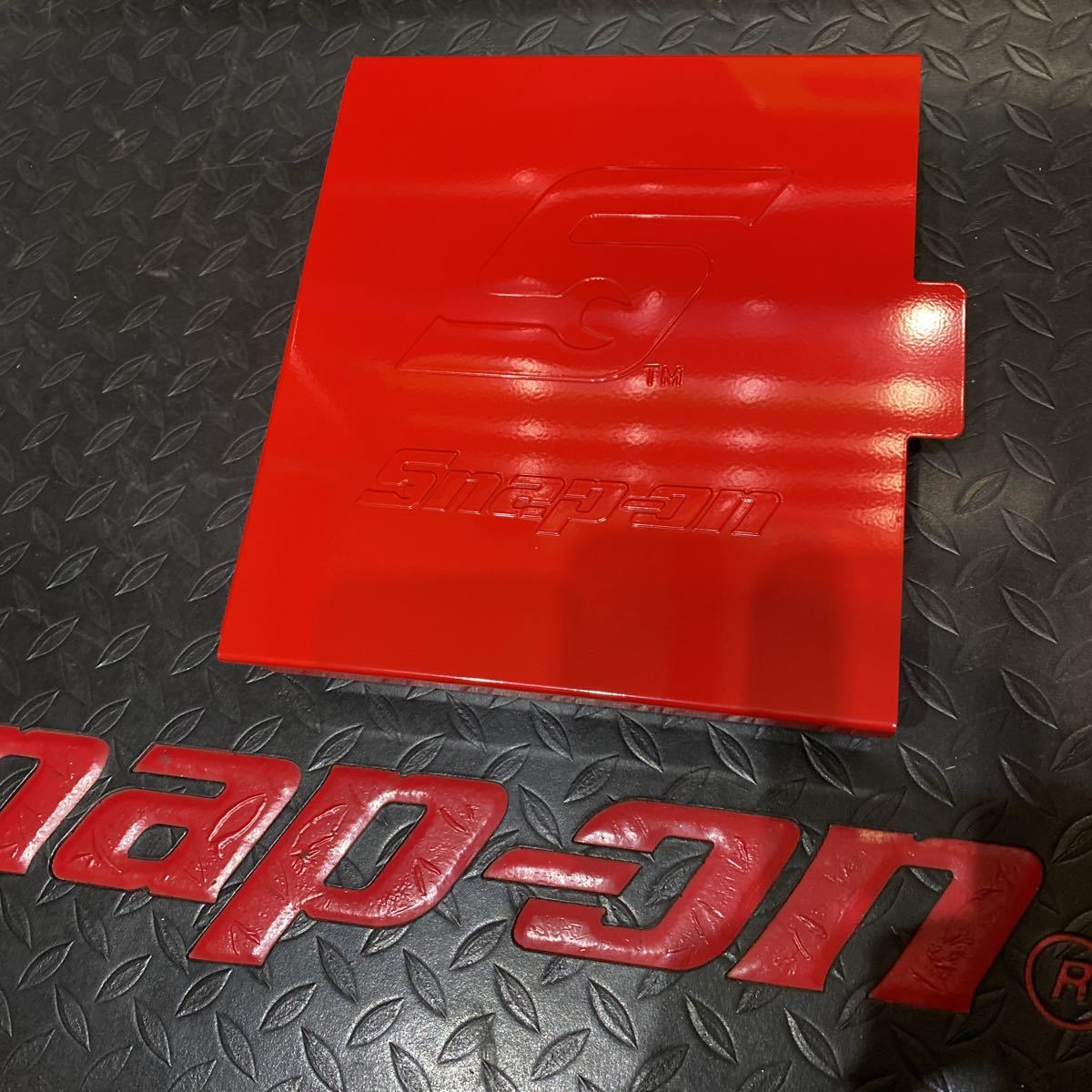 スナップオン SNAP-ON キーケース キーBOX ボックス 鉄製 レッド 新品 希少 ガレージ 整理 玄関 車庫