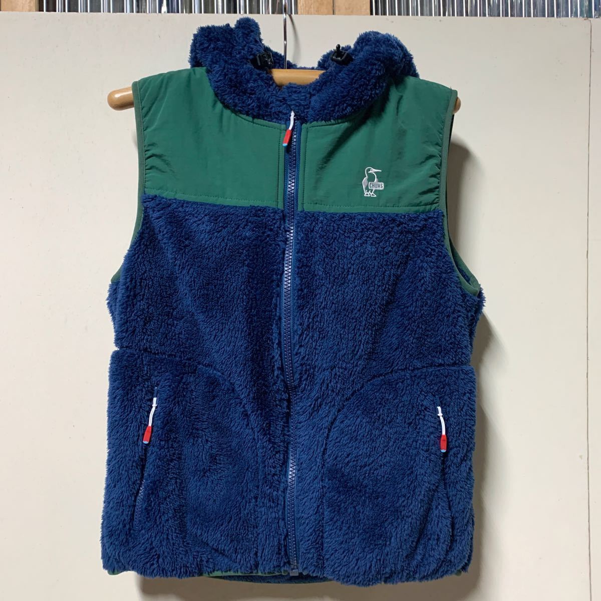 新品 CHUMS Elmo Vest チャムス ベスト navygm towinglouisvilleky.com