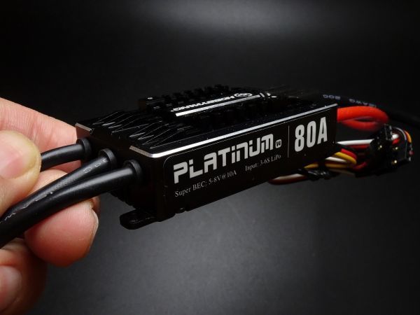 ホビーウイング HOBBYWING PLATINUM 80A-V4 BEC内蔵ヘリコプター ホビーウイング HOBBYWING PLATINUM 80A-V4 BEC内蔵ヘリコプター