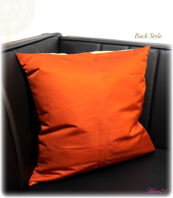 帯から作ったクッションカバー(45×45cm用) (暗めのオレンジに菱花模様)　絹・シルク cov-024_画像2