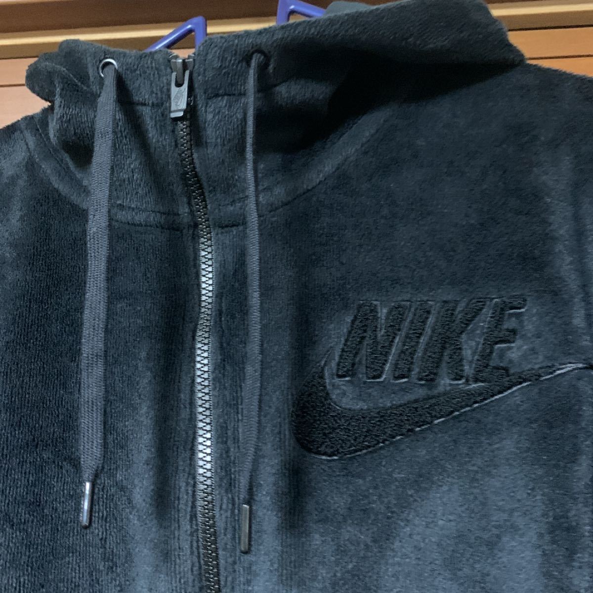 NIKE ナイキ フリース切り替えパーカーNIKEスウォッシュロゴ　ボアパーカー　※他フリマアプリ併売中　ココが一番安くしてます