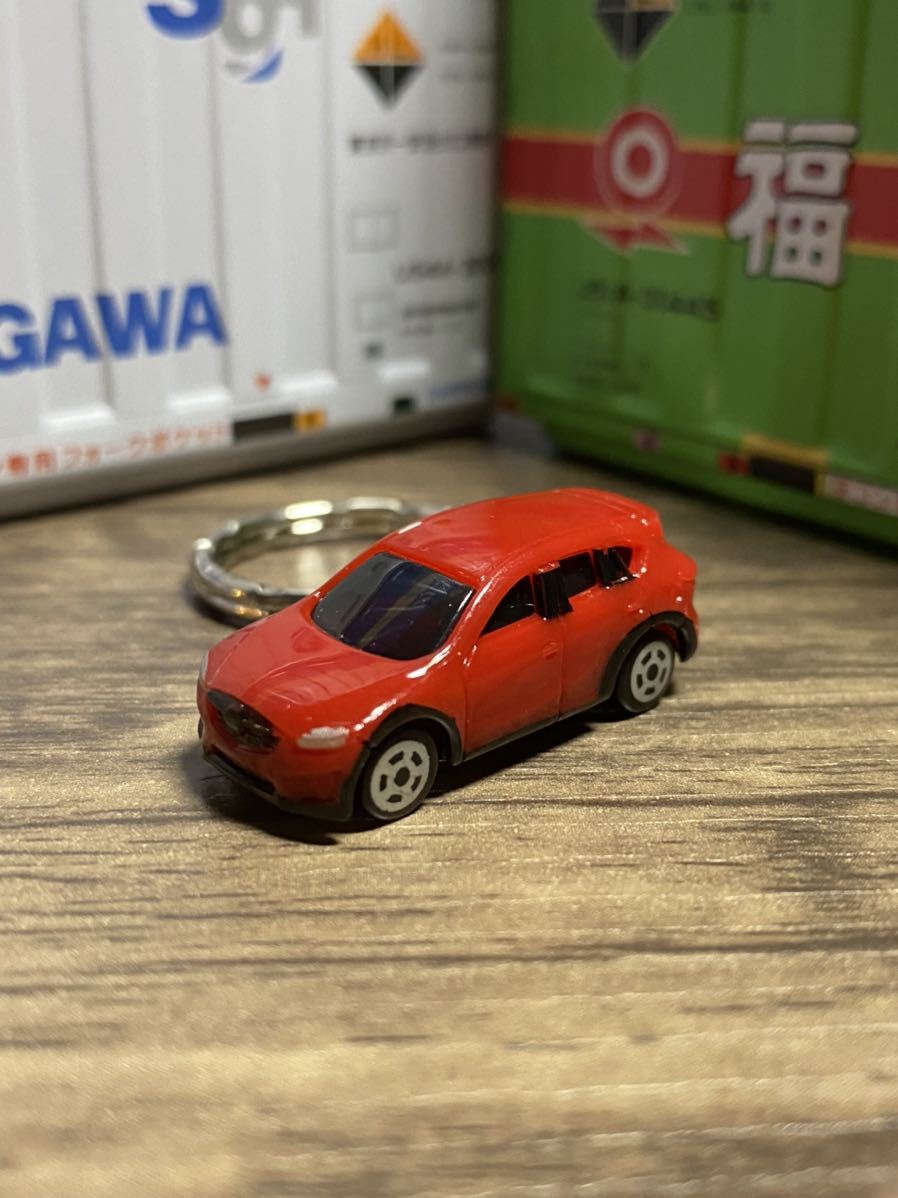 ●◎マツダ CX-5 赤 キーホルダー 2◎●②オリジナル加工品 カーアクセサリー ミニカー ハンドクラフト ハンドメイド 雑貨_画像1