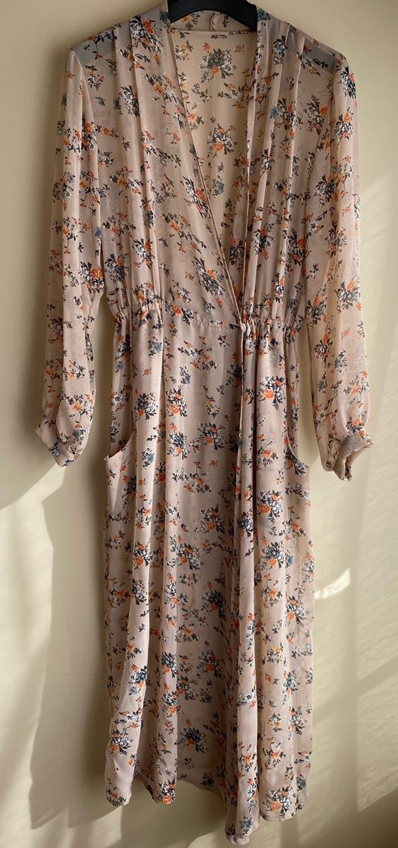 AZUL BY MOUSSY( azur bai Moussy ) floral print long cardigan One-piece pink color 