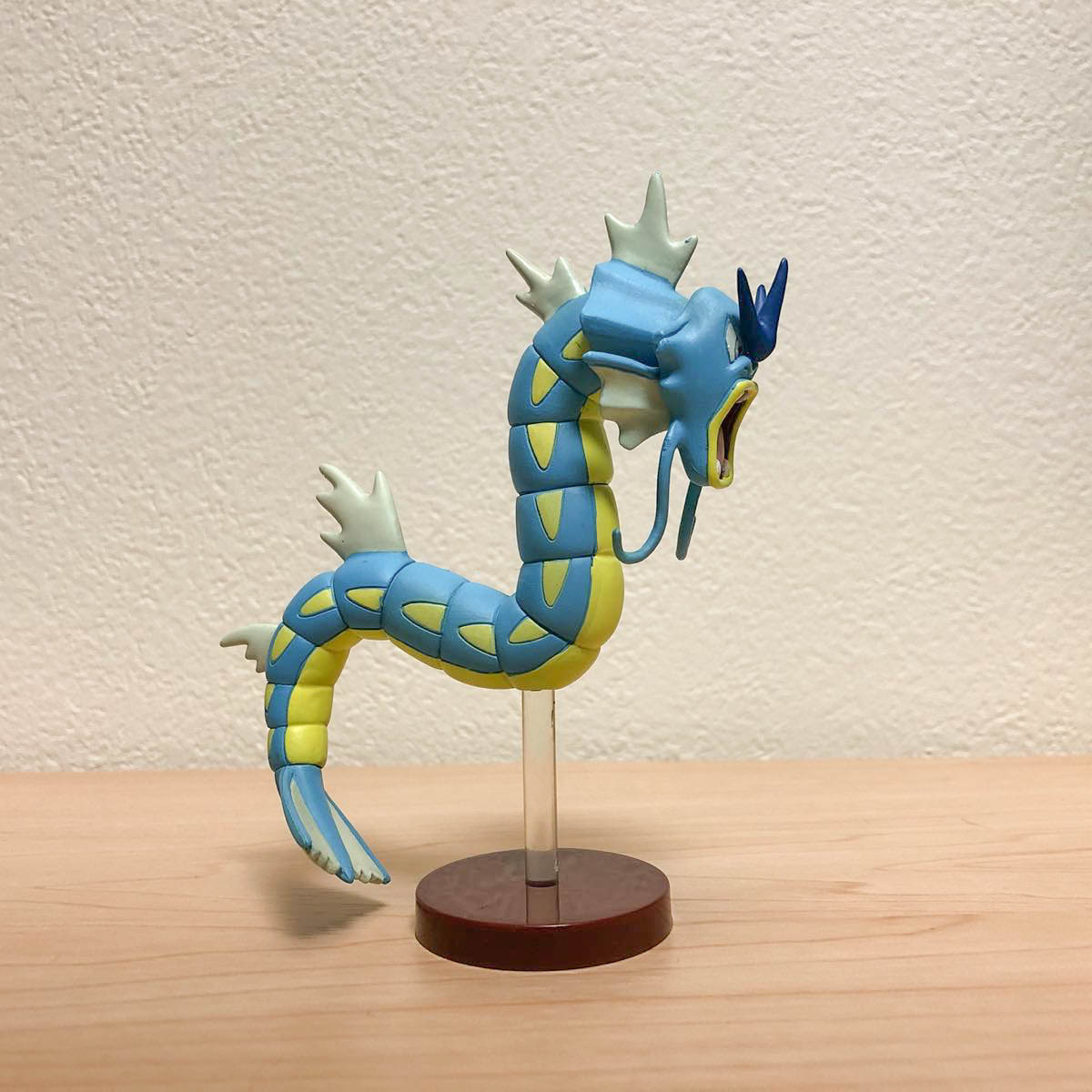れがありま ヤフオク! - ギャラドス 立体ポケモン図鑑 フィギュア