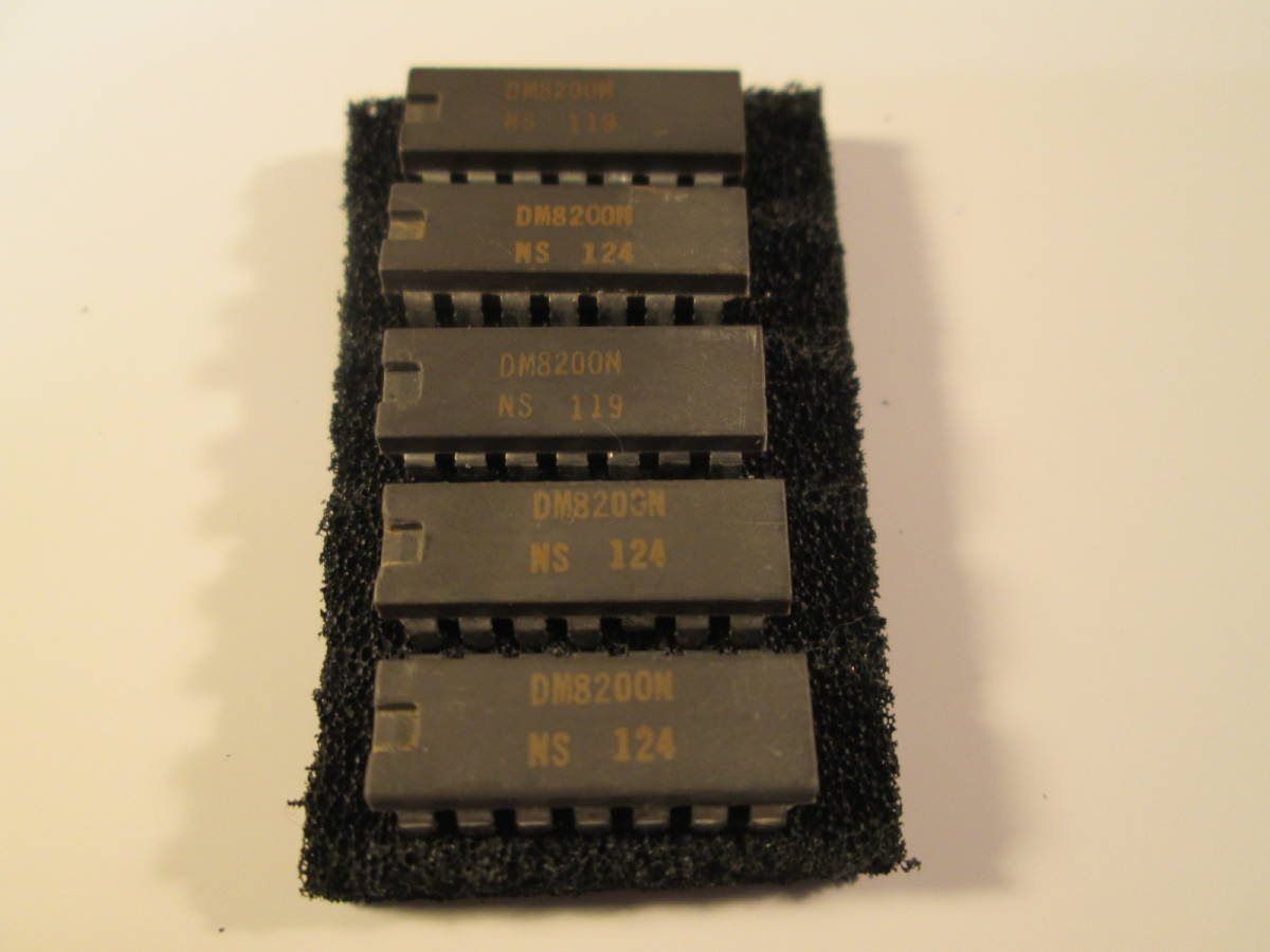◎　DM8200N NS DIP-14プロセッサ/マイクロコントローラ 未使用5個で１セット　　管理NO　　506_画像1