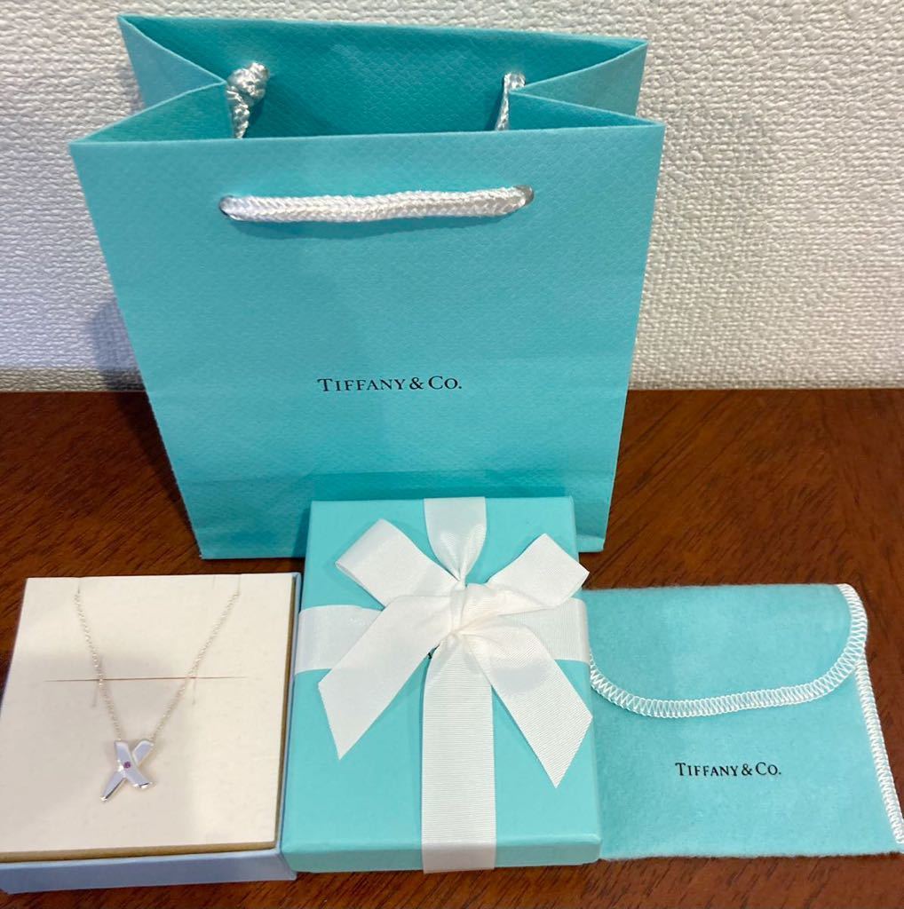 新品 正規品 ティファニー tiffany&co ネックレス キス ピンクサファイア シルバー ケース 巾着 紙袋 リボン プレゼント X サファイア