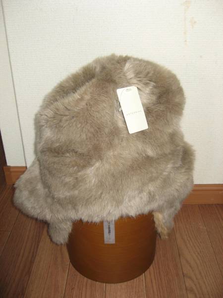  new goods tag attaching Anteprima hat earmuffs all fur material 
