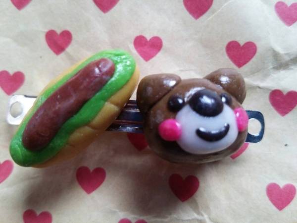  hand made * resin clay ..& hot dog barrette 169