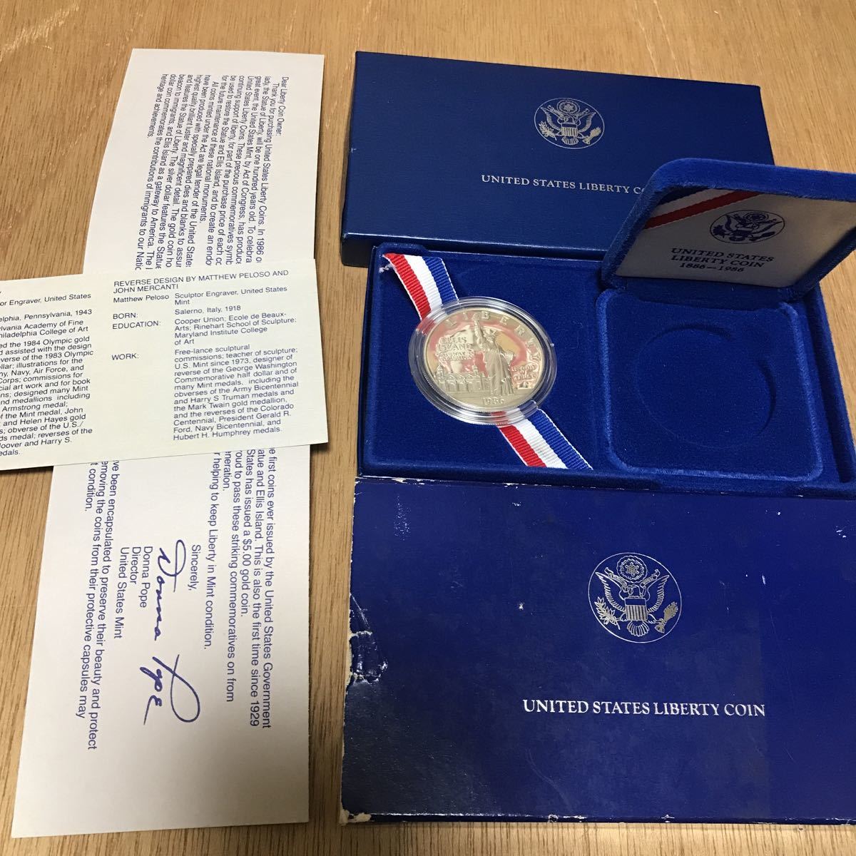 プルーフ 1986年アメリカ 自由の女神 LIBERTY UNITED STATES 記念コイン 化粧箱完備 エリスアイランド ONE DLLAR 1ドル 銀貨_画像1