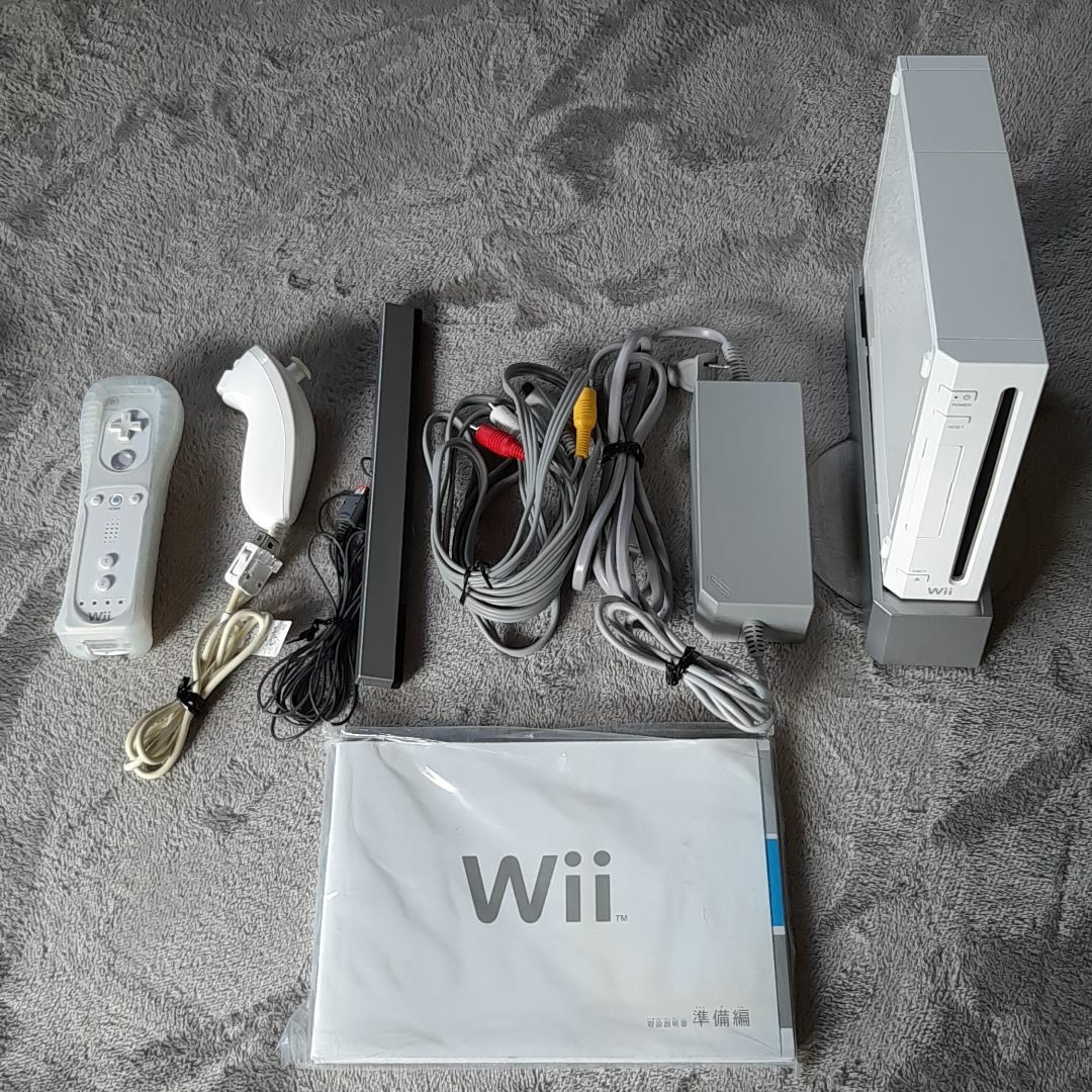 動作確認済　Nintendo Wii 　本体　ソフト9本　追加コントローラー