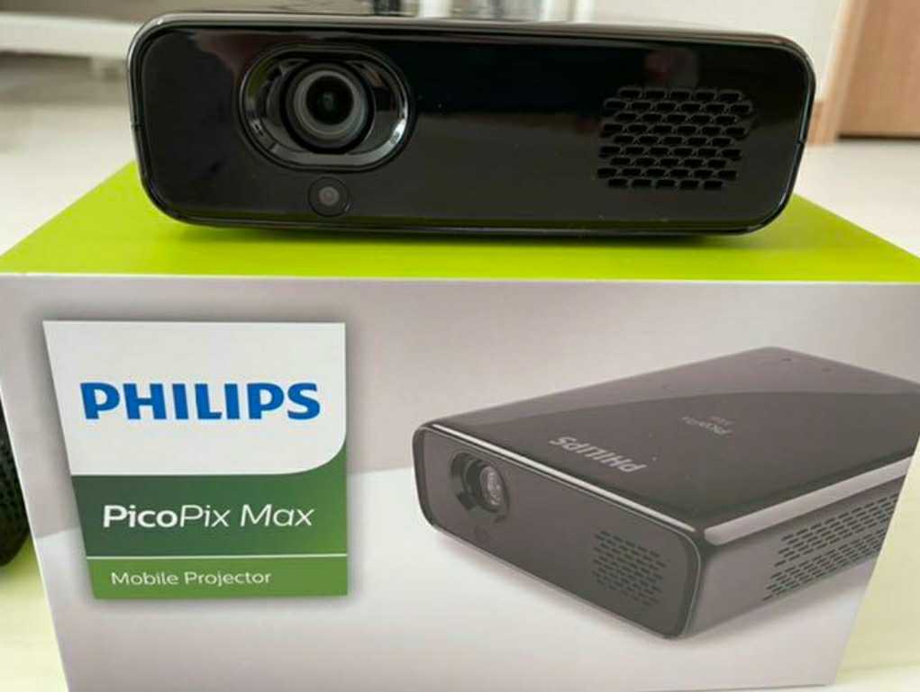 PicoPix Max モバイルプロジェクター 800ANSIルーメン-