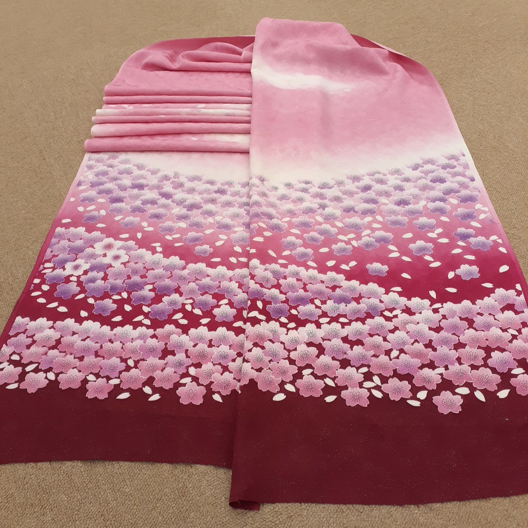 正絹　110902　ピンク色　桜柄　シルク350cm　はぎれ　ハギレ　リメイク　ハンドメイド