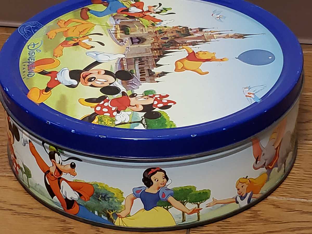 ディズニーランドパリス お菓子缶 ヴィンテージ フランス クッキー缶 レトロ その他 売買されたオークション情報 Yahooの商品情報をアーカイブ公開 オークファン Aucfan Com ディズニーランドパリス お菓子缶 ヴィンテージ フランス クッキー缶 レトロ その他 売買されたオークション情報 Yahooの商品情報をアーカイブ公開 オークファン Aucfan Com