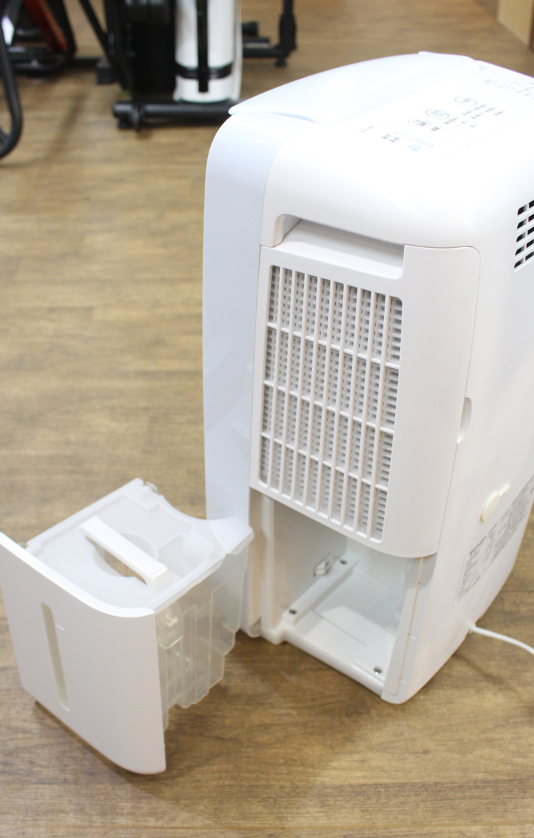 当季大流行 SHARP コンプレッサー方式 冷風 衣類乾燥除湿機 コンパクトクール CM-N100-W ホワイト fucoa.cl 当季大流行 SHARP コンプレッサー方式 冷風 衣類乾燥除湿機 コンパクトクール CM-N100-W ホワイト fucoa.cl