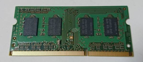 SAMSUNG M471B2873FHS-CF8 1GB (PC3 8500 DDR3 1066)