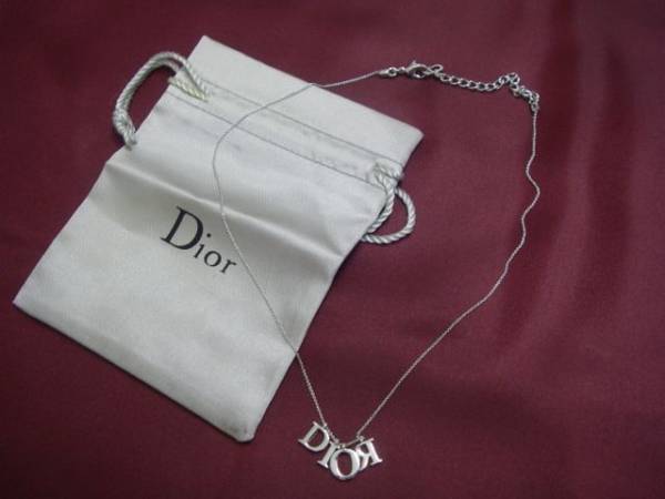 S62 Christan Dior クリスチャンディオール ロゴ ネックレス_袋付き