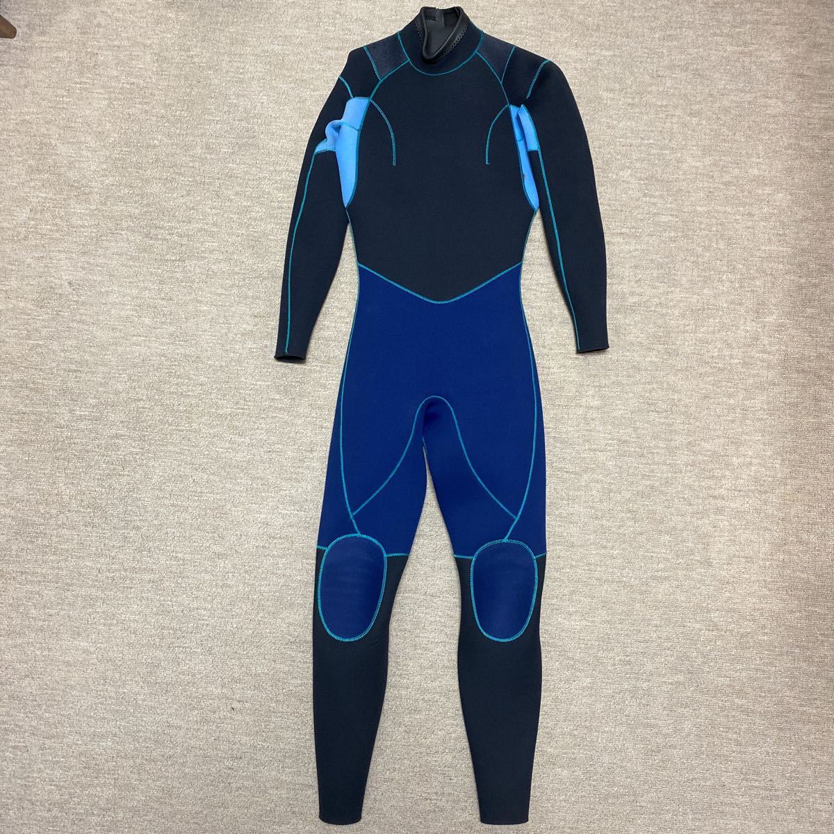 ☆新品未使用☆BILLABONG ビラボンウェットスーツ☆5×3mmフルスーツ